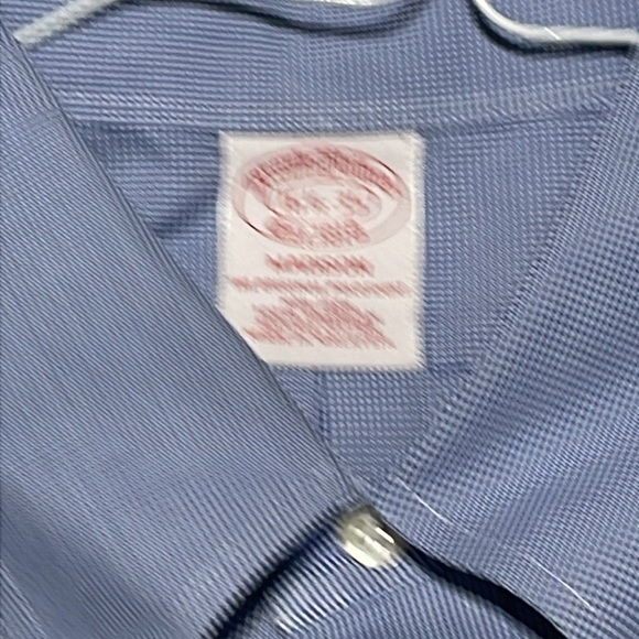 Brooks Brothers Dress Shirts Size 16 1/2-35 Lot of 3 Preowned - Picture 5 of 7